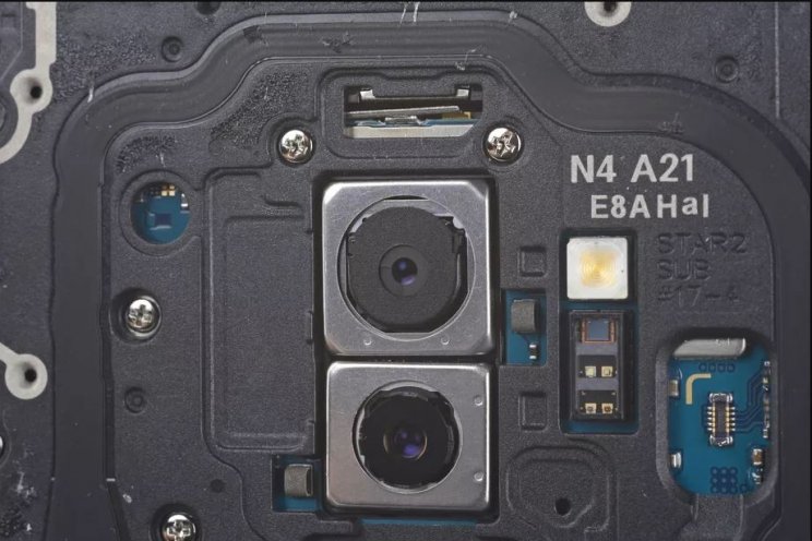 A Samsung Galaxy S9-et is szétszedte az iFixit - 2. kép