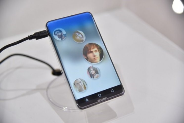 A Sharp új kijelzőtechnológiája, amely az iPhone 8-ban is felbukkanhat.