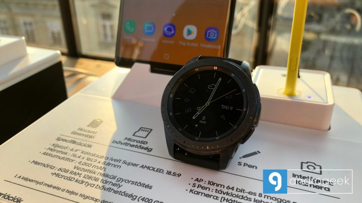 Frissült a SmartWatch is