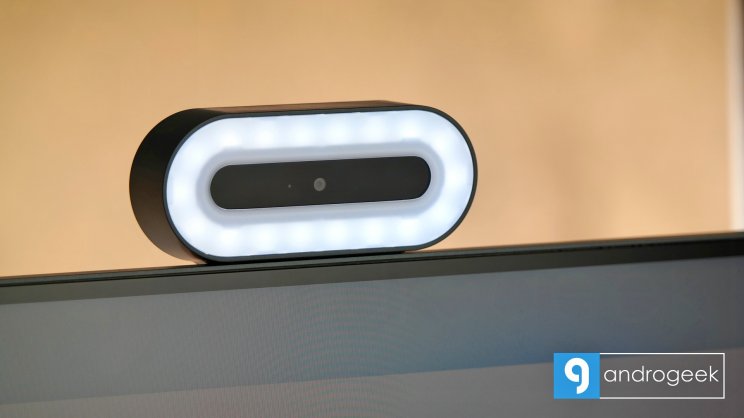 Két webkamera is van a csomagban, mindkettő másban jó