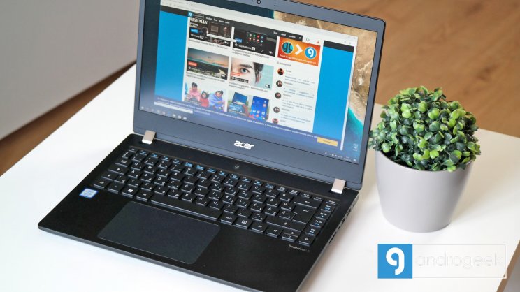 Jól megszokott Acer formák jellemzik