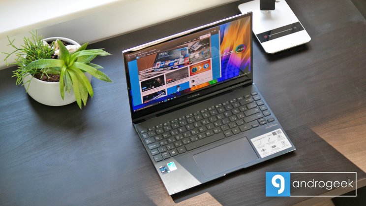 Kicsi és praktikus ultrabook lett az új Asus ZenBook Flip 13 is