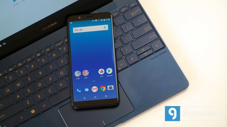 Az Asus Zenfone Max Pro M1első bekapcsolás után - hol a ZenUI? :O