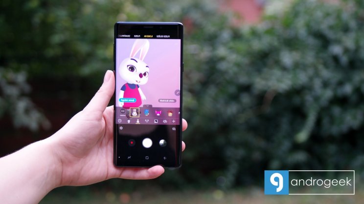 A legnagyobb fícsör egy üzleti telefonban