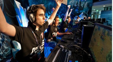 A Blizzard támogatná az eSportolókat