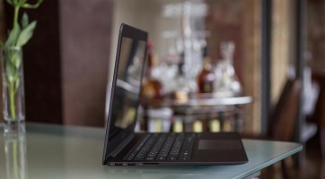 IFA 2014: Asus ZenBook UX305