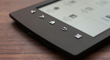 Kivonul az e-könyvolvasók piacáról a Sony