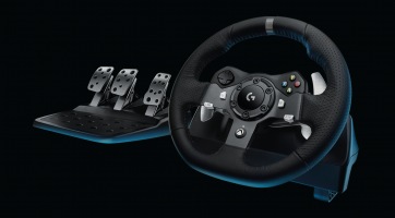 Logitech force feedback kormány Playstation4-hez, Xbox One-hoz és PC-hez