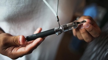 Vírust találtak az E-Cigarettában