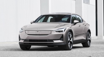 Bemutatkozott a 2023-as Polestar 2, mely erősebb és nagyobb hatótávolsággal bír mint elődje