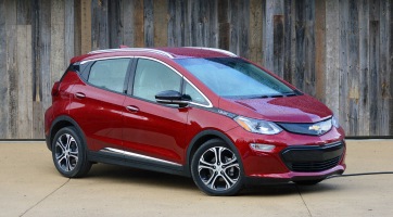 Minden Chevy Bolt elektromos autót visszahív a General Motors