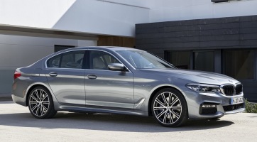 Vezeték nélküli CarPlay támogatást kap az új BMW 5-ös széria