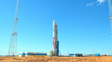 Itt a SpaceX kínai változata, a LandSpace, akik hat műholdat állítottak pályára a hétvégén