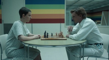A Stranger Things rajongók rájöhettek ki 11-es igazi apja