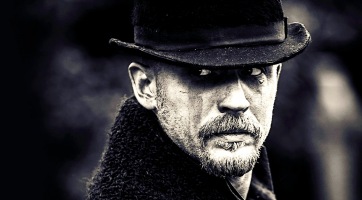 Egészen biztosan lesz második évad a Taboo-ból, de még nem mostanában