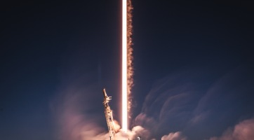 Ezzel a képpel ünnepli a SpaceX a Star Wars-napot