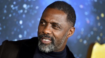 Idris Elba is pozitívan szerepelt a koronavírus-teszten