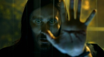 Itt a Morbius első előzetese, a végén egy óriási vendégszereplővel