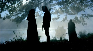 Képek érkeztek az új Robin Hood forgatásáról