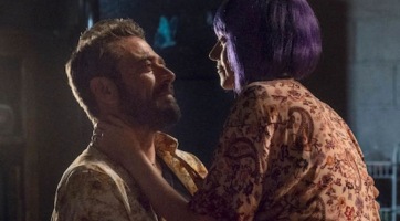 Negan és Lucille szerelmét szellőzteti meg a The Walking Dead szezonzáróból származó képe
