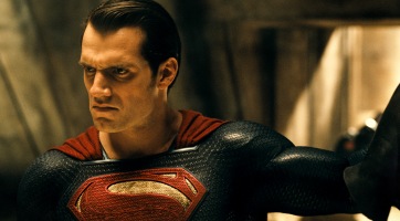 Pletyka: Henry Cavill visszatér Superman szerepébe