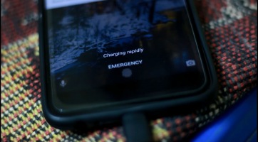 17 perc alatt tölt egy telefont 100%-ra a Xiaomi új technológiája