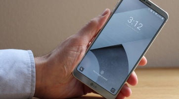 A nyár végén érkezik az LG V30