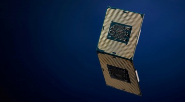 Az Intel ismét egy évet csúsztatta a 10nm-es processzorok érkezését