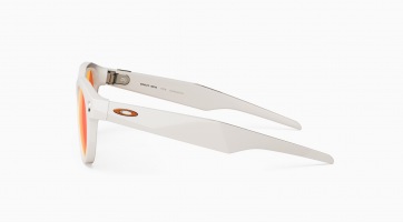 Bemutatkoztak a Meta x Oakley okosszemüvegek