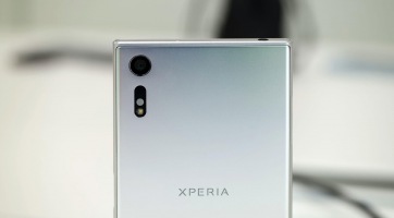 Bivalyerős belsővel érkezhet a Sony Xperia XZ1 Compact