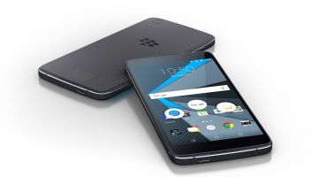 Csak a TCL készít ezentúl BlackBerry okostelefonokat