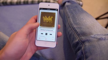Csoportos FaceTime támogatással érkezett a legújabb iPod Touch