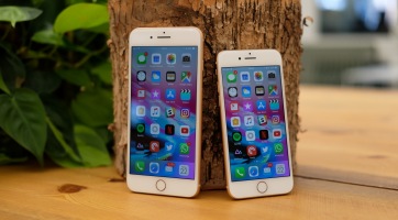 Eddig jobban fogy az iPhone 8 Plus, mint a kistestvér, de az iPhone 7 az abszolút nyerő
