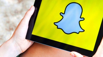 Hardveres pályára léphet a Snapchat