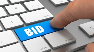 Használt, több mint egy évtizedes laptopot 322 millió forintért valaki?