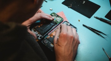 Franciaországban jelölni fogják az elektronikai eszközök szerelhetőségi fokát