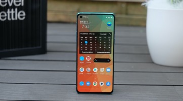 Már 65W-os gyorstöltést kaphat a OnePlus 8T