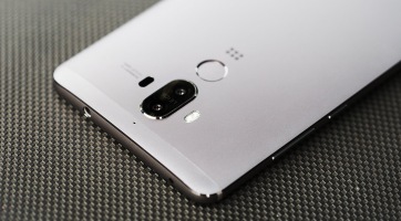 Október közepén érkezik a Huawei Mate 10