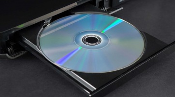 Olyan 1TB-os optikai lemezt készített a Panasonic, ami akár 100 évig is őrzi az adatokat