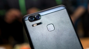 Piacra került az ASUS kamerás újdonsága