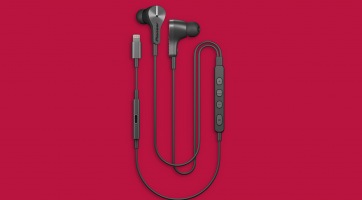 Siri támogatást kaptak a Pioneer iPhone-hoz készült headsetjei