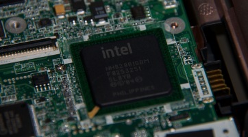 Tremont kódnév alatt készül az Intel legújabb processzormagja