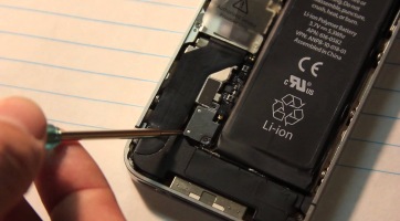 Újabb Apple Store-ban gyulladt ki egy akkumulátor