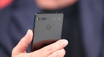 Újabb mobilon dolgozik az Essential