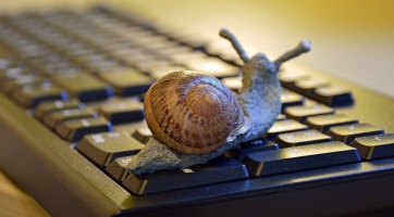 A Google végre tényleg szembeszáll a túl lassú weboldalakkal