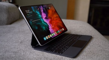 Állítólag az Apple könnyebbé akarja tenni az iPad billentyűzetek fényerő-módosítását