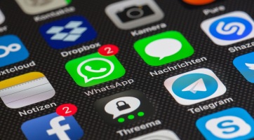 Csak megérkezett a WhatsApp csoportos videó és hanghívás funkciója