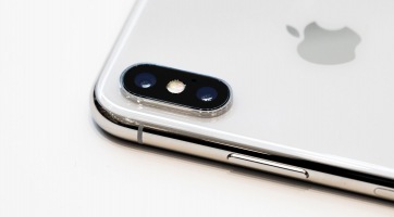 Egy MacBook Pro-t is simán legyaláz az iPhone X hardvere