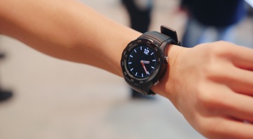 Kiváló üzemidőt ígér a következő Wear OS