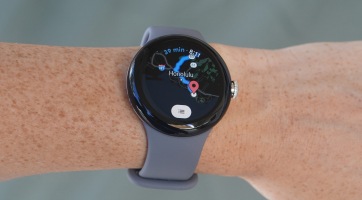 Mostantól telefon nélkül is működik a Google Térkép navigációja Wear OS rendszeren